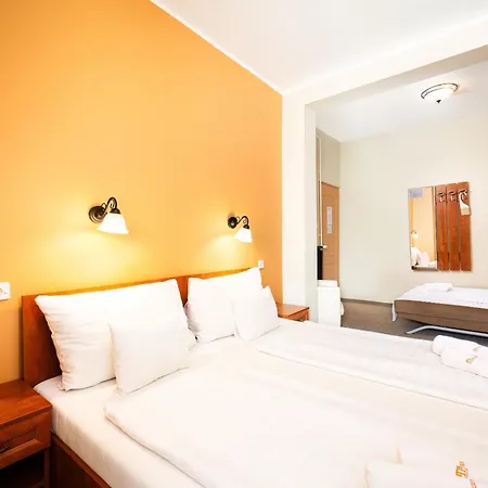 Bed & Breakfast Pelso Panzio Balatonmariafurdo