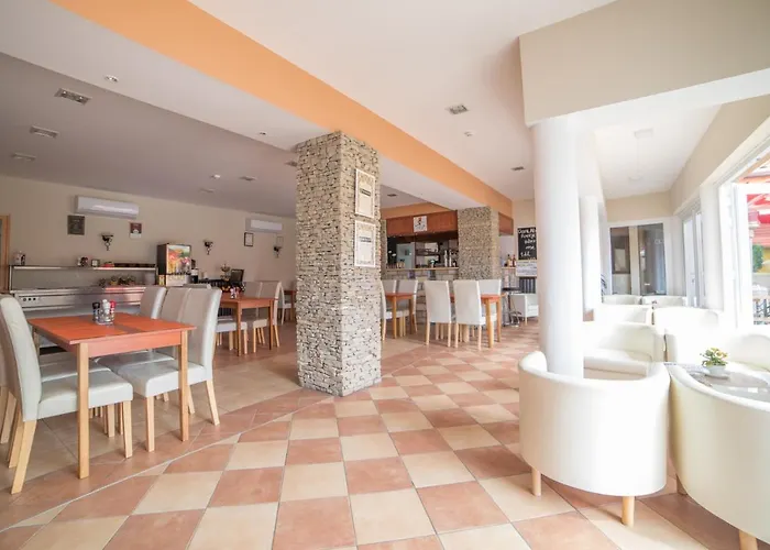 Pelso Panzio Bed & Breakfast 4*