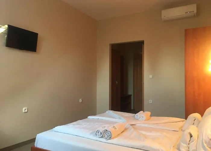 Nocleg ze śniadaniem Pelso Panzio 4*