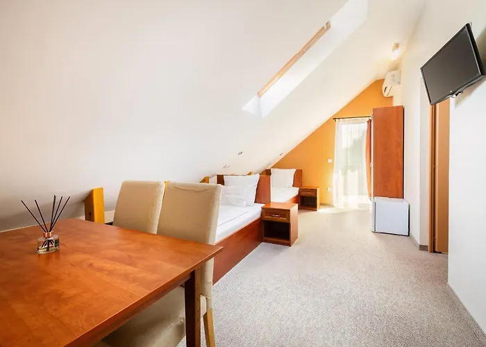 Pelso Panzio Balatonmáriafürdő